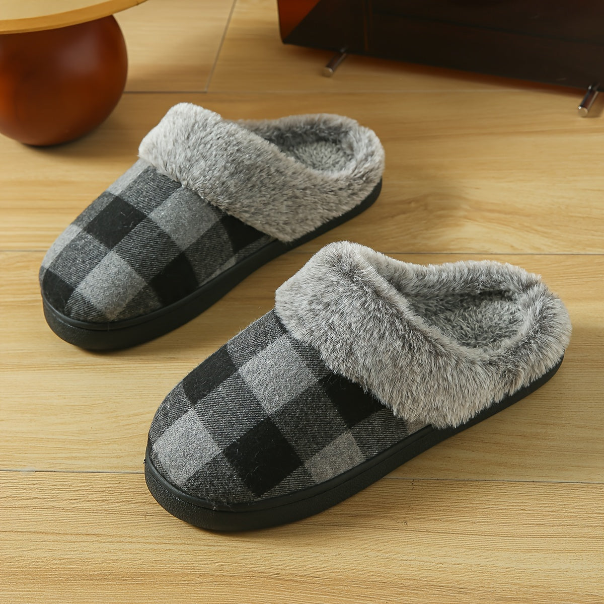 Cozy Plaid Fuzzy Slippers for Women - Thick, Warm & Non-Slip Indoor/Outdoor Shoes with Soft Fabric Lining